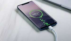 玩機技巧：充電時先插手機還是先插電源？