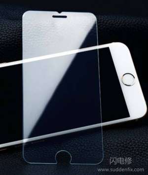 手機(jī)“裸奔”需謹(jǐn)慎,為何幾千塊錢的手機(jī)屏幕不如鋼化膜耐刮?