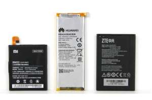 手機(jī)換電池是選擇官方還是選擇第三方?這幾點(diǎn)你可要考慮清楚