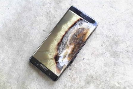 三星手機爆炸圖片