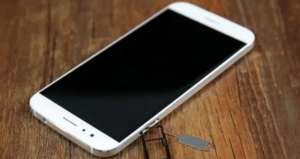 手機(jī)黑屏的原因